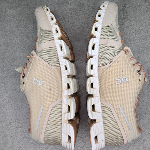 ON CLOUD 5 WOMEN'S RUNNING SHOES ROSE/ SHELL SIZE 11 - Picture 9 of 11